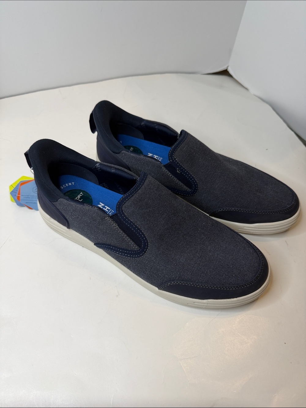 Nunn Bush, comfort Gel Men's Slip-On Casual Sneakers in Navy/Jean